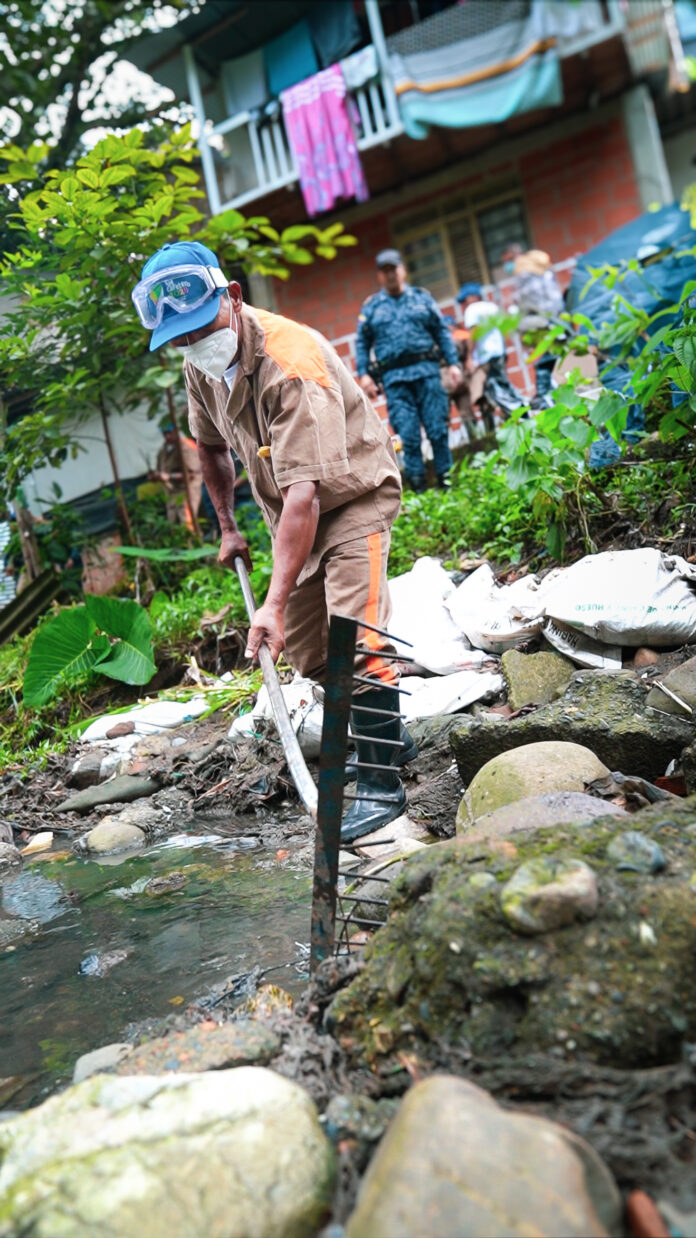 Privados de la libertad de la Cárcel La 40, realicen actividades comunitarias. Foto: Alcaldía de Pereira