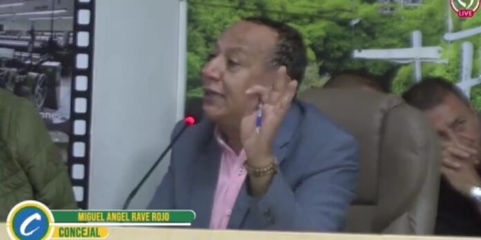 Concejal del municipio de Dosquebradas, por el Partido Conservador Colombiano, Miguel Ángel Rave Rojo Foto: Captura de pantalla