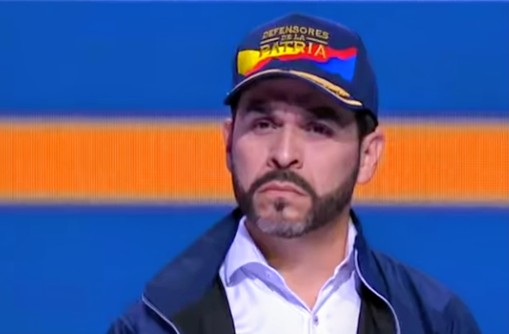 indagatoria a Uribe