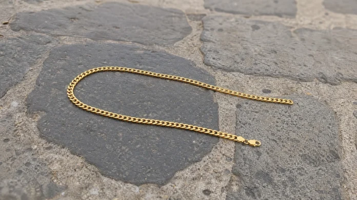 cadena de oro en Cartagena